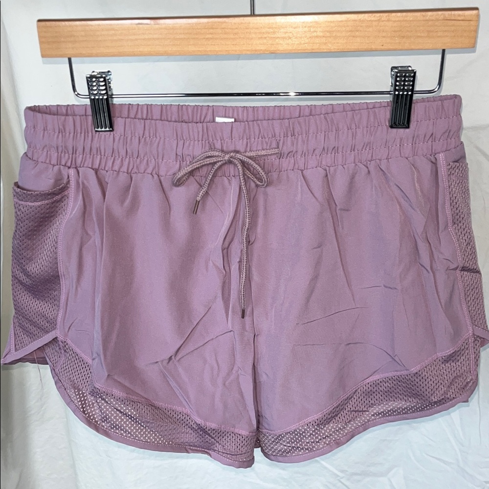 😻5for&15😻Athletic Shorts with inner liner L NIB